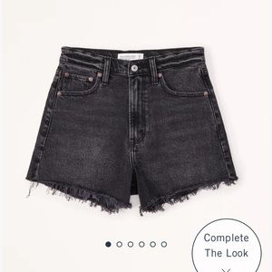 Abercrombie 90s relaxed cutoff short - high rise